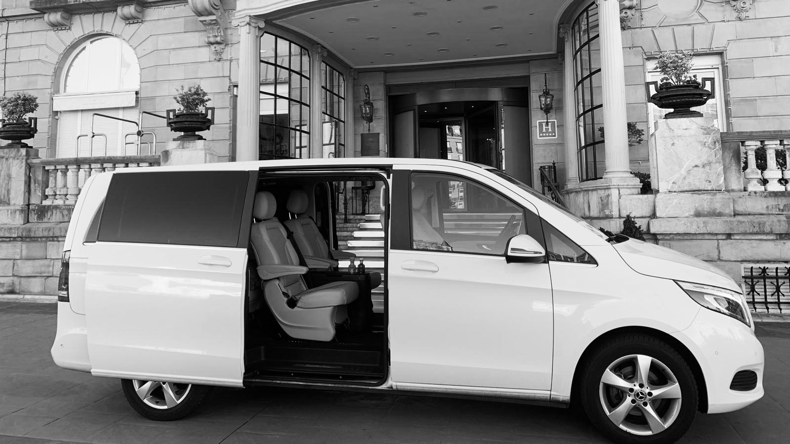 Servicios Transfer VIP - Mercedes Vito Tourer
